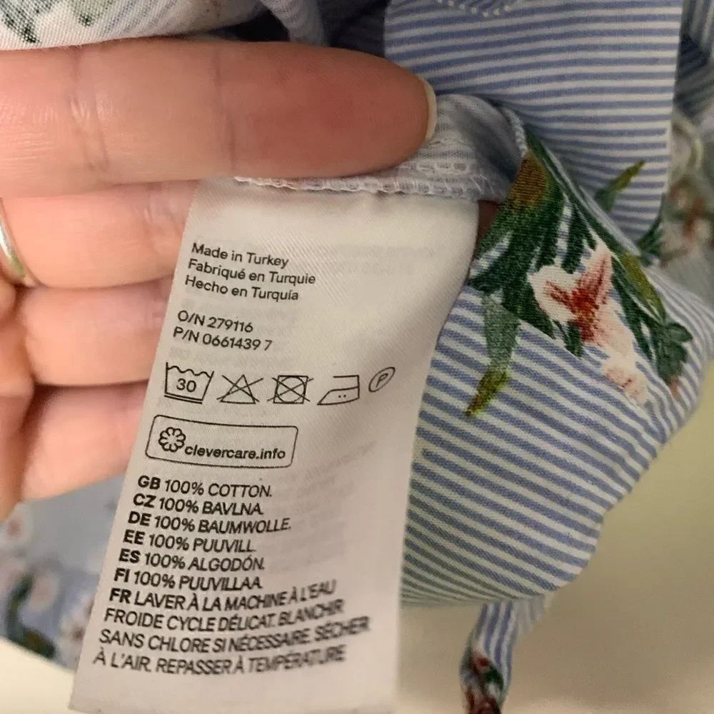 H&M blouse - Picture 6 of 8
